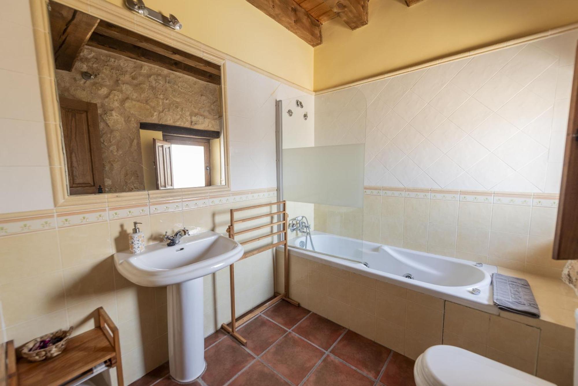 La Hacendera Entre Hoces - 20-28Pax-10 Hab Con Banos En Suite Maderuelo Kültér fotó