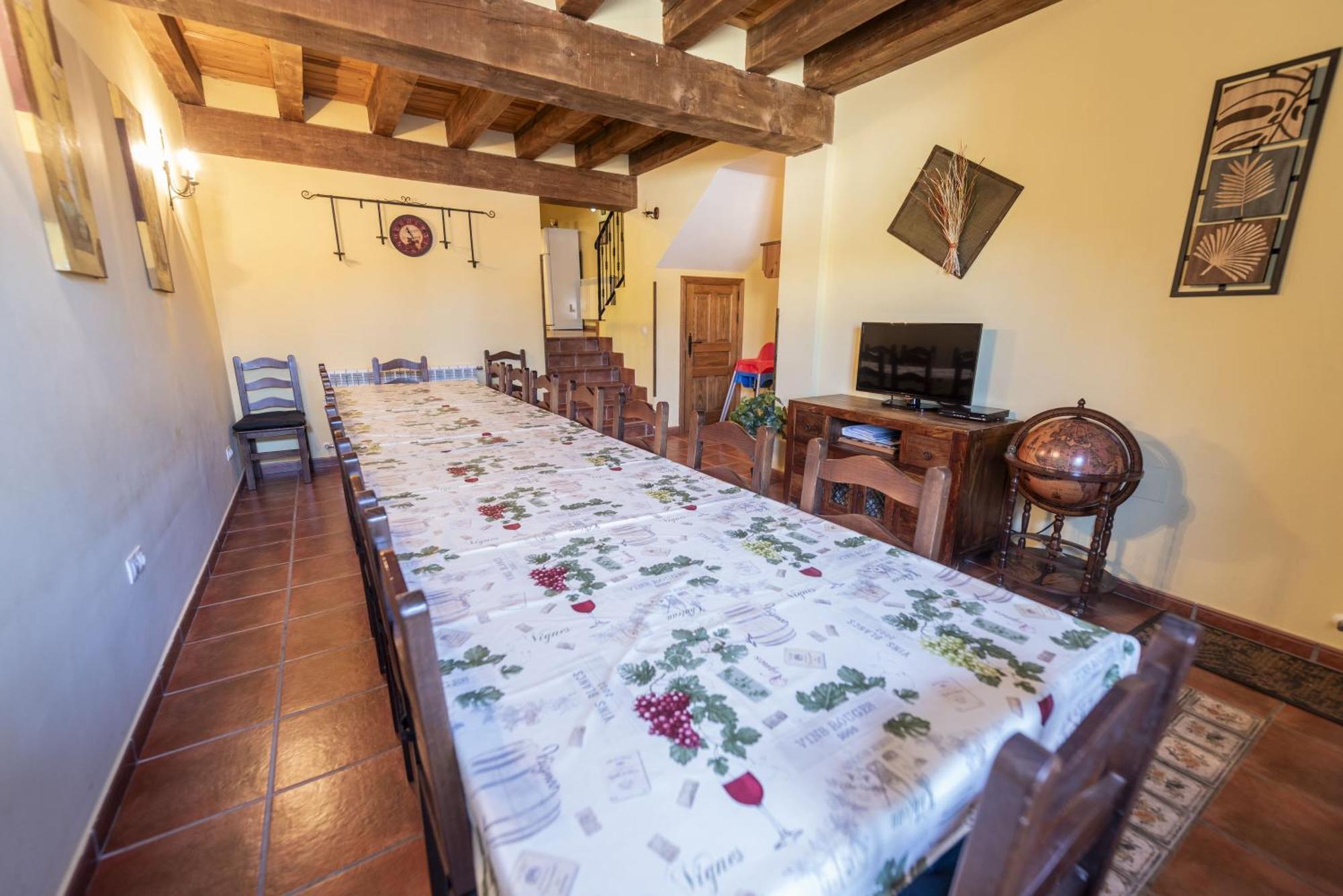 La Hacendera Entre Hoces - 20-28Pax-10 Hab Con Banos En Suite Maderuelo Kültér fotó